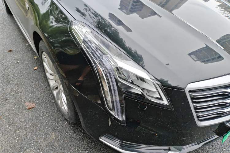Used Cadillac XTS 2018 28T Tech Edition Right Front Headlight