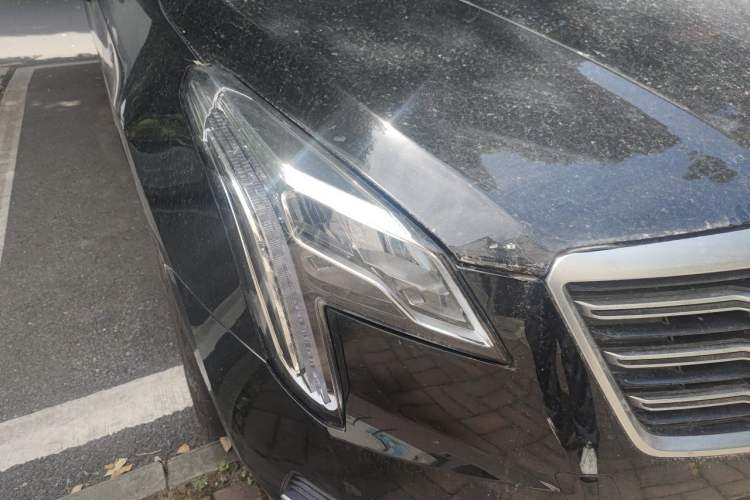 Used Cadillac XTS 2018 28T Tech Edition Right Front Headlight