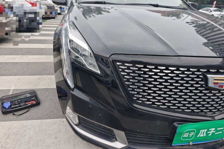 Used Cadillac XTS 2018 28T Elite Edition Right Front Headlight