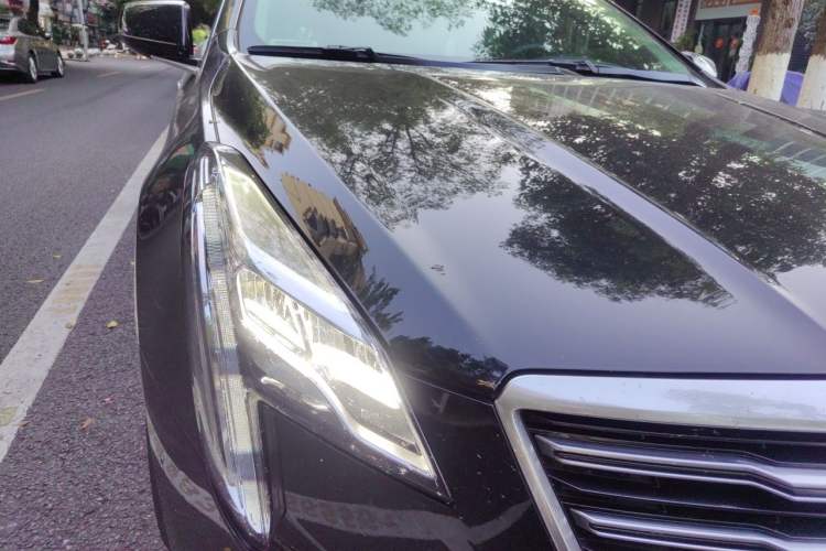 Used Cadillac XTS 2018 28T Tech Edition Right Front Headlight
