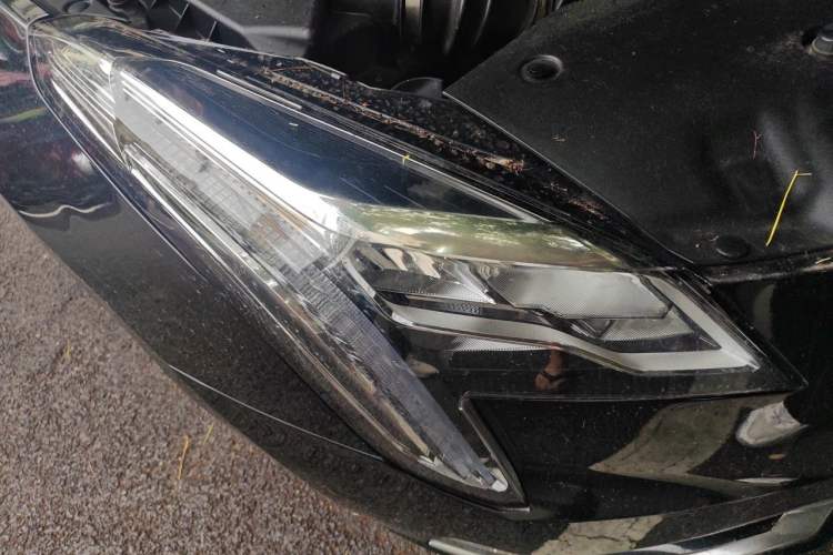 Used Cadillac XTS 2018 28T Elite Edition Right Front Headlight