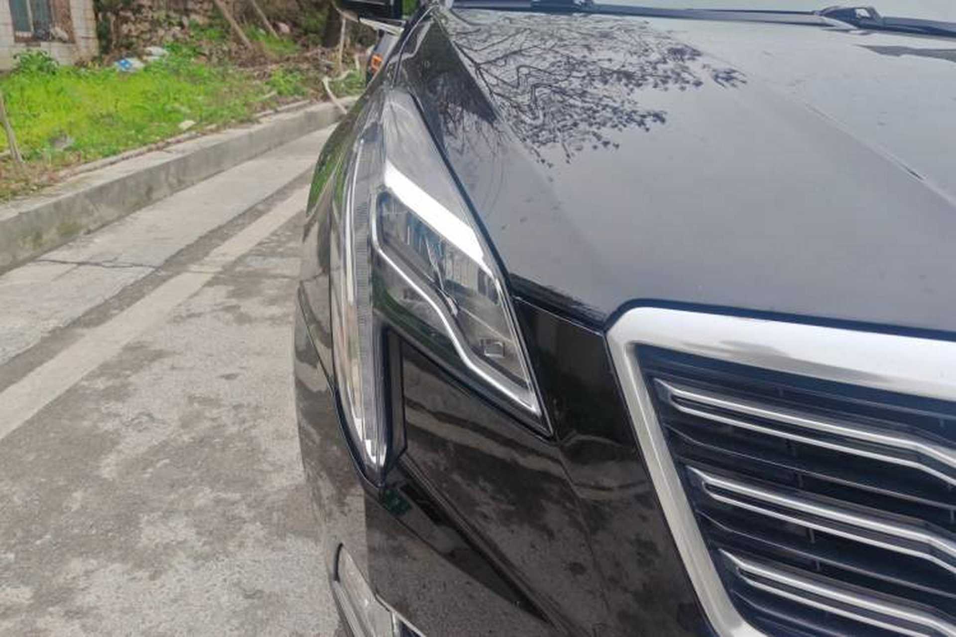 Used Cadillac XTS 2018 28T Elite Edition Right Front Headlight