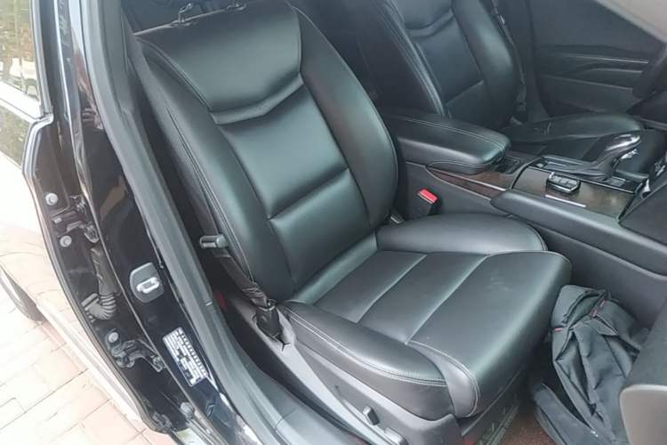 Used Cadillac XTS 2018 28T Tech Edition Right Front Seat