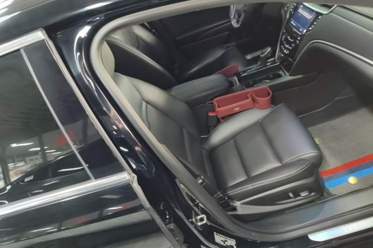 Used Cadillac XTS 2018 28T Tech Edition Right Front Seat
