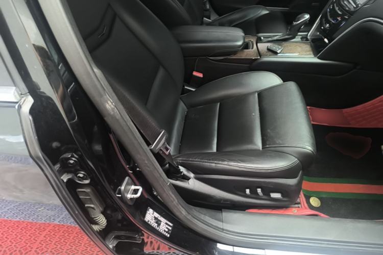 Used Cadillac XTS 2018 28T Elite Edition Right Front Seat