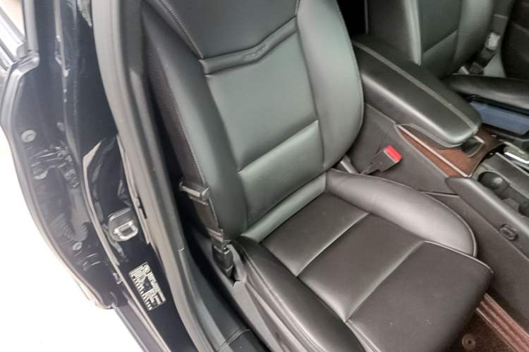 Used Cadillac XTS 2018 28T Tech Edition Right Front Seat