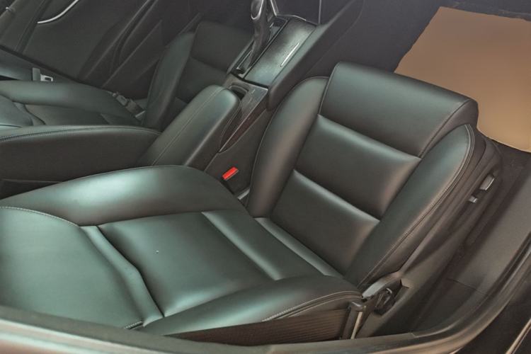 Used Cadillac XTS 2018 28T Tech Edition Right Front Seat