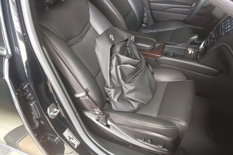 Used Cadillac XTS 2018 28T Elite Edition Right Front Seat