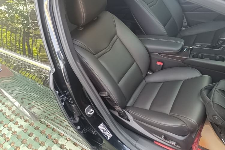 Used Cadillac XTS 2018 28T Tech Edition Right Front Seat