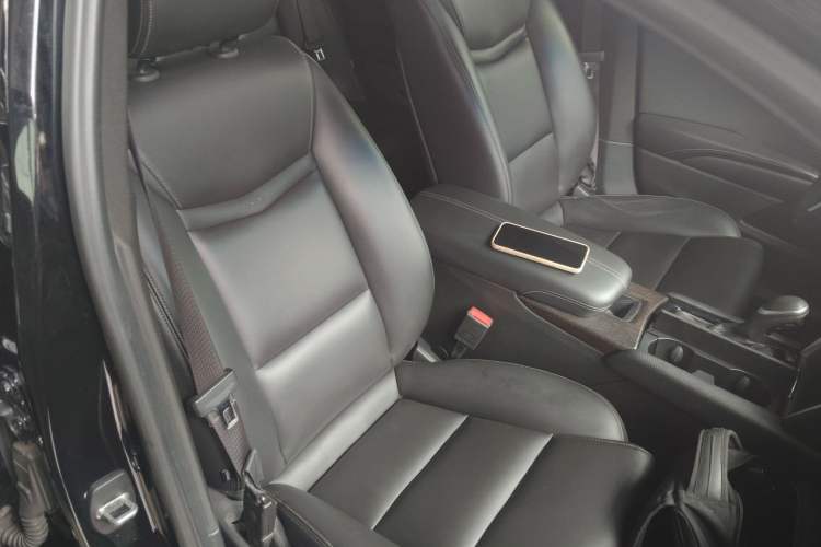 Used Cadillac XTS 2018 28T Tech Edition Right Front Seat