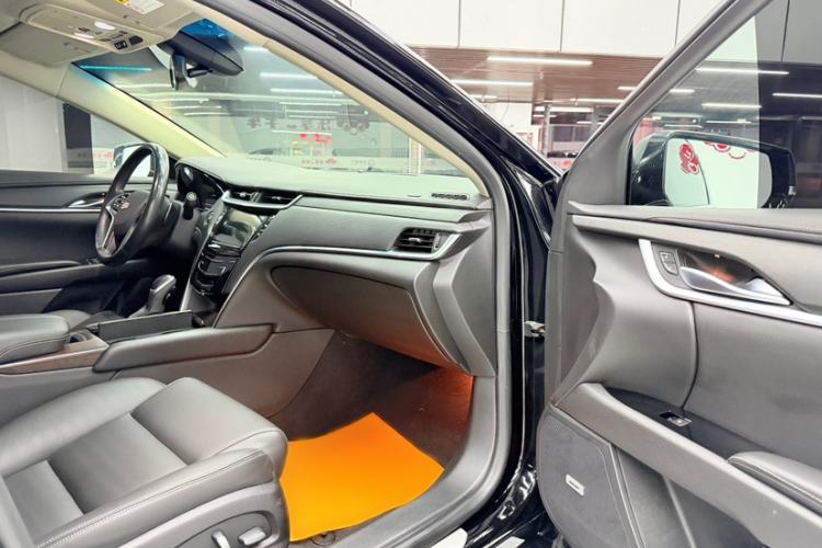 Used Cadillac XTS 2018 28T Tech Edition Right Front Seat