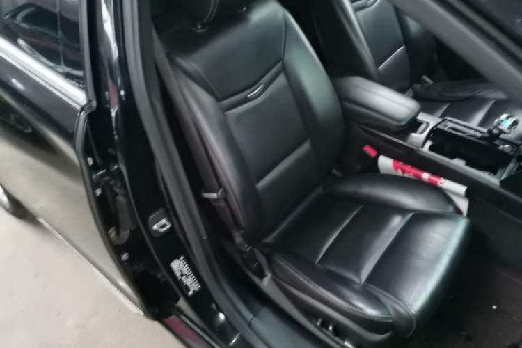 Used Cadillac XTS 2018 28T Elite Edition Right Front Seat