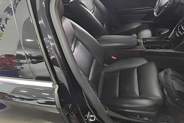 Used Cadillac XTS 2018 28T Tech Edition Right Front Seat