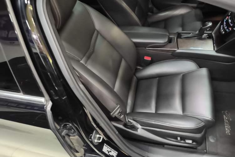 Used Cadillac XTS 2018 28T Tech Edition Right Front Seat