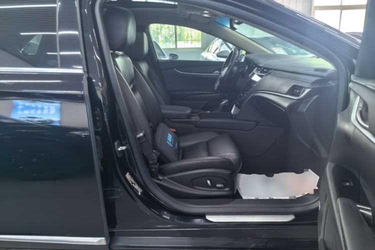 Used Cadillac XTS 2018 28T Tech Edition Right Front Seat