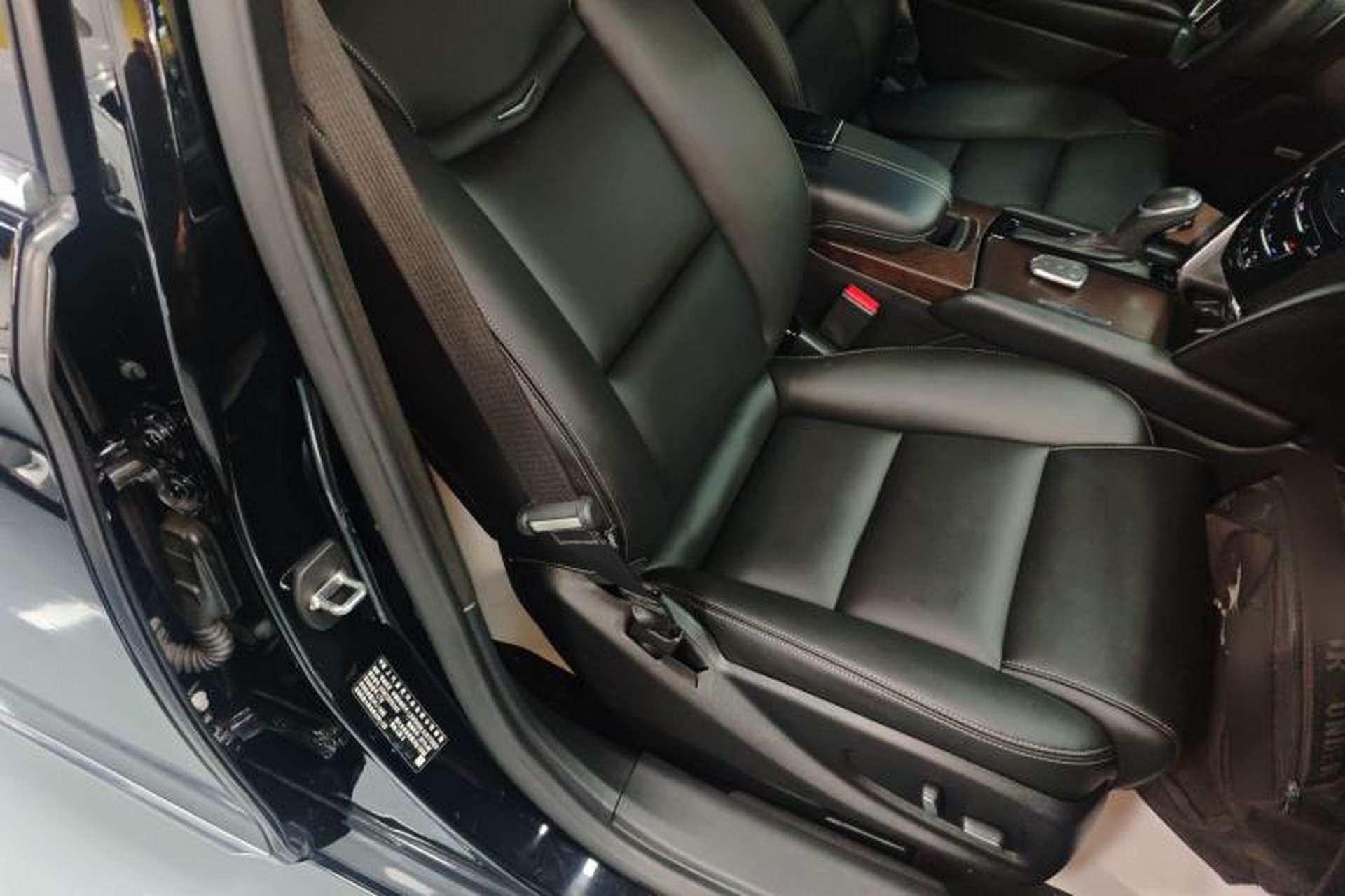 Used Cadillac XTS 2018 28T Tech Edition Right Front Seat