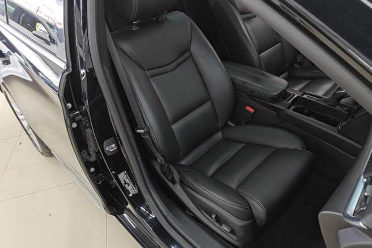 Used Cadillac XTS 2018 28T Tech Edition Right Front Seat