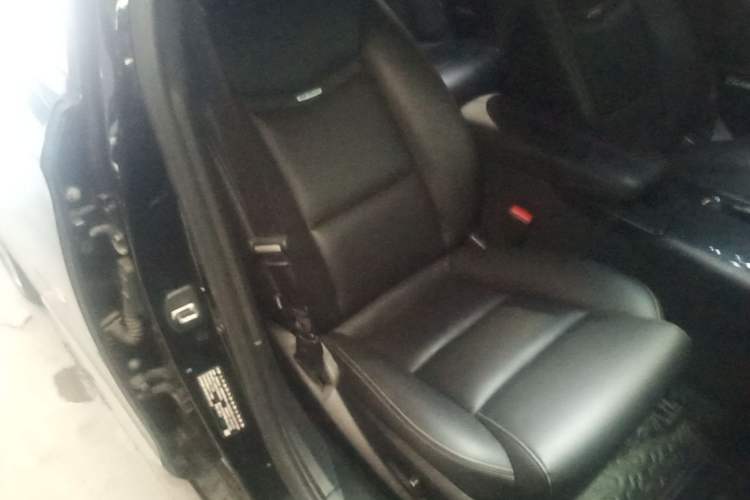 Used Cadillac XTS 2018 28T Tech Edition Right Front Seat
