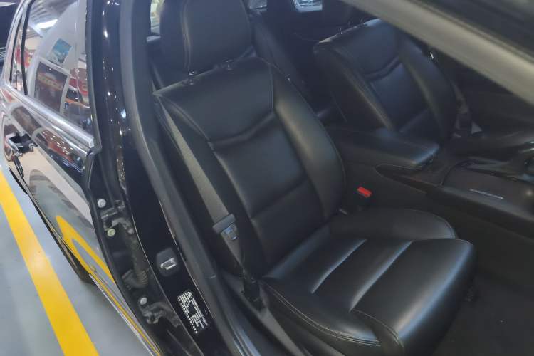 Used Cadillac XTS 2018 28T Tech Edition Right Front Seat