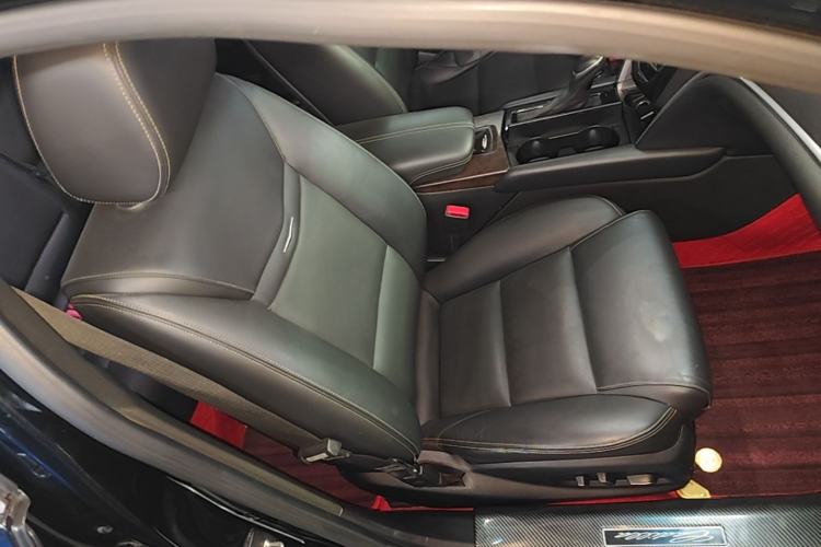 Used Cadillac XTS 2018 28T Elite Edition Right Front Seat