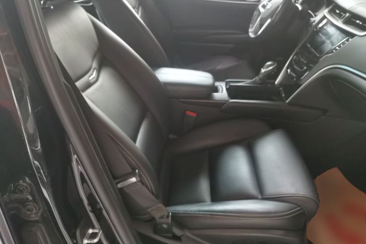 Used Cadillac XTS 2018 28T Elite Edition Right Front Seat