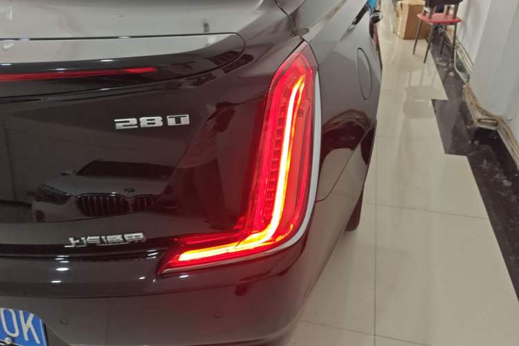 Used Cadillac XTS 2018 28T Tech Edition Right Rear Taillight