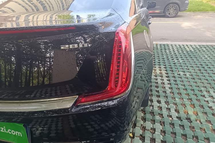 Used Cadillac XTS 2018 28T Tech Edition Right Rear Taillight