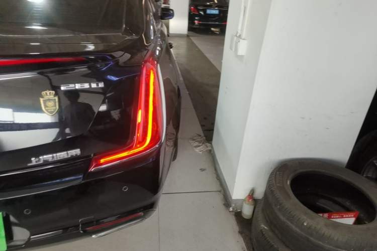 Used Cadillac XTS 2018 28T Elite Edition Right Rear Taillight