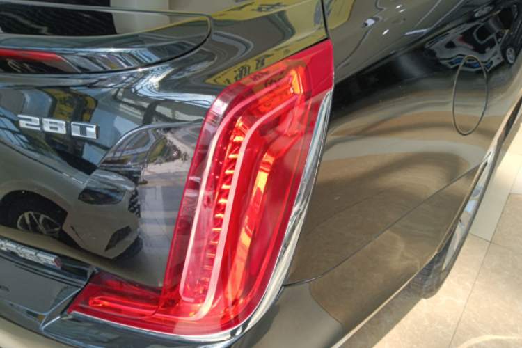Used Cadillac XTS 2018 28T Elite Edition Right Rear Taillight