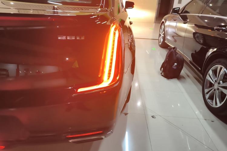 Used Cadillac XTS 2018 28T Tech Edition Right Rear Taillight