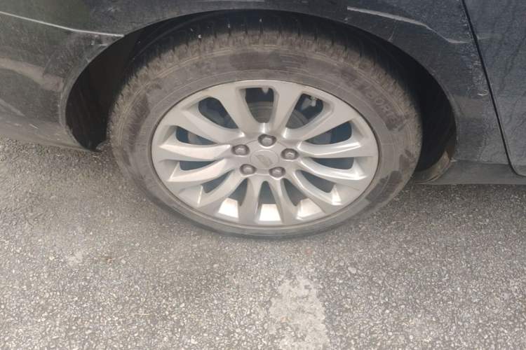 Used Cadillac XTS 2018 28T Tech Edition Right Rear Wheel Hub