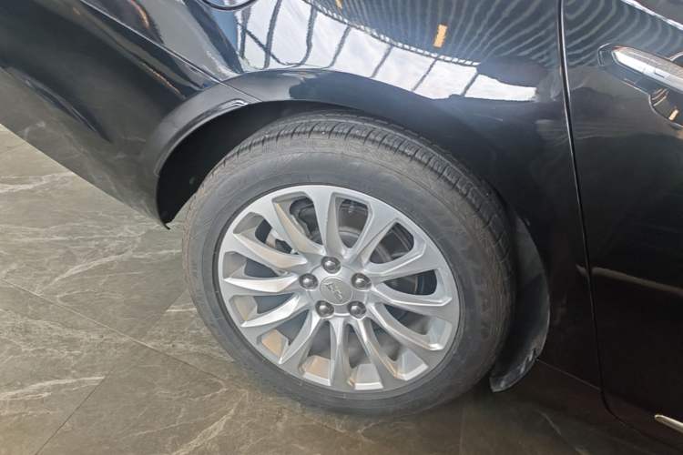 Used Cadillac XTS 2018 28T Tech Edition Right Rear Wheel Hub