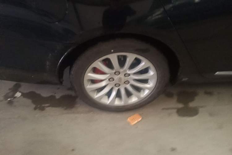 Used Cadillac XTS 2018 28T Tech Edition Right Rear Wheel Hub