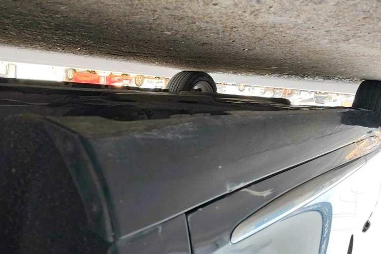 Used Cadillac XTS 2018 28T Elite Edition Right Side Sill