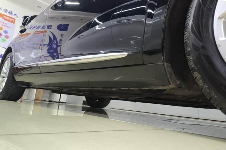 Used Cadillac XTS 2018 28T Tech Edition Right Side Sill