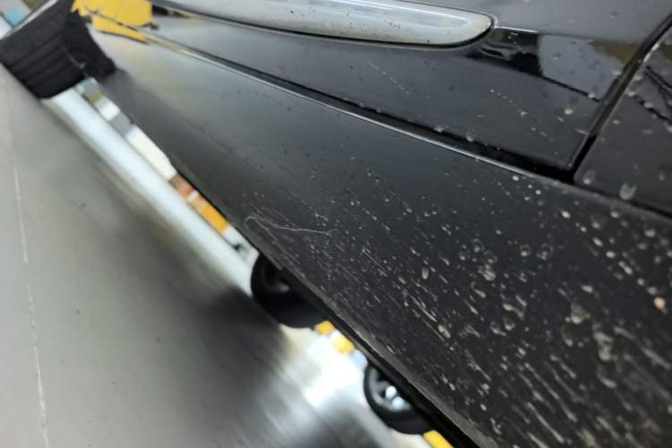 Used Cadillac XTS 2018 28T Tech Edition Right Side Sill