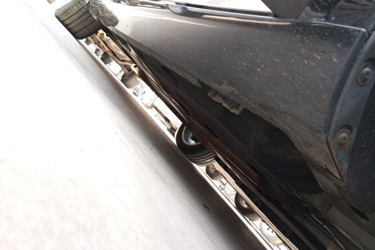 Used Cadillac XTS 2018 28T Elite Edition Right Side Sill