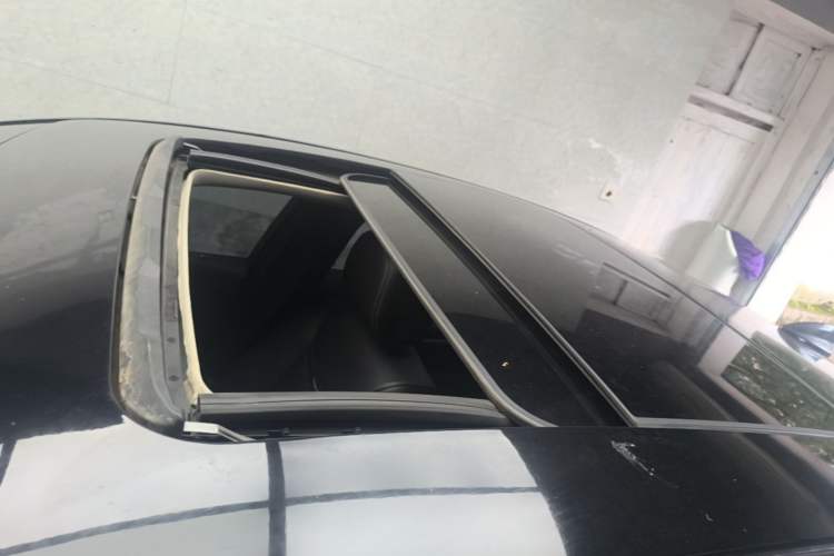 Used Cadillac XTS 2018 28T Elite Edition Roof