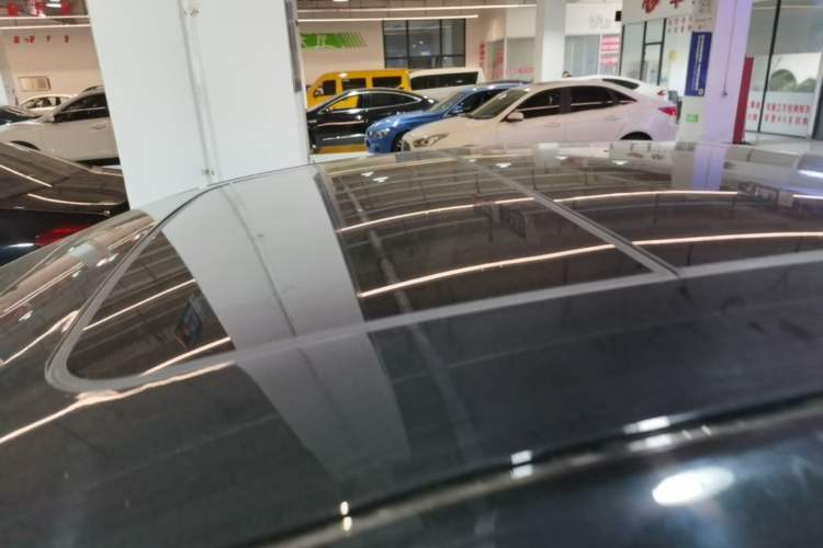 Used Cadillac XTS 2018 28T Luxury Edition Roof