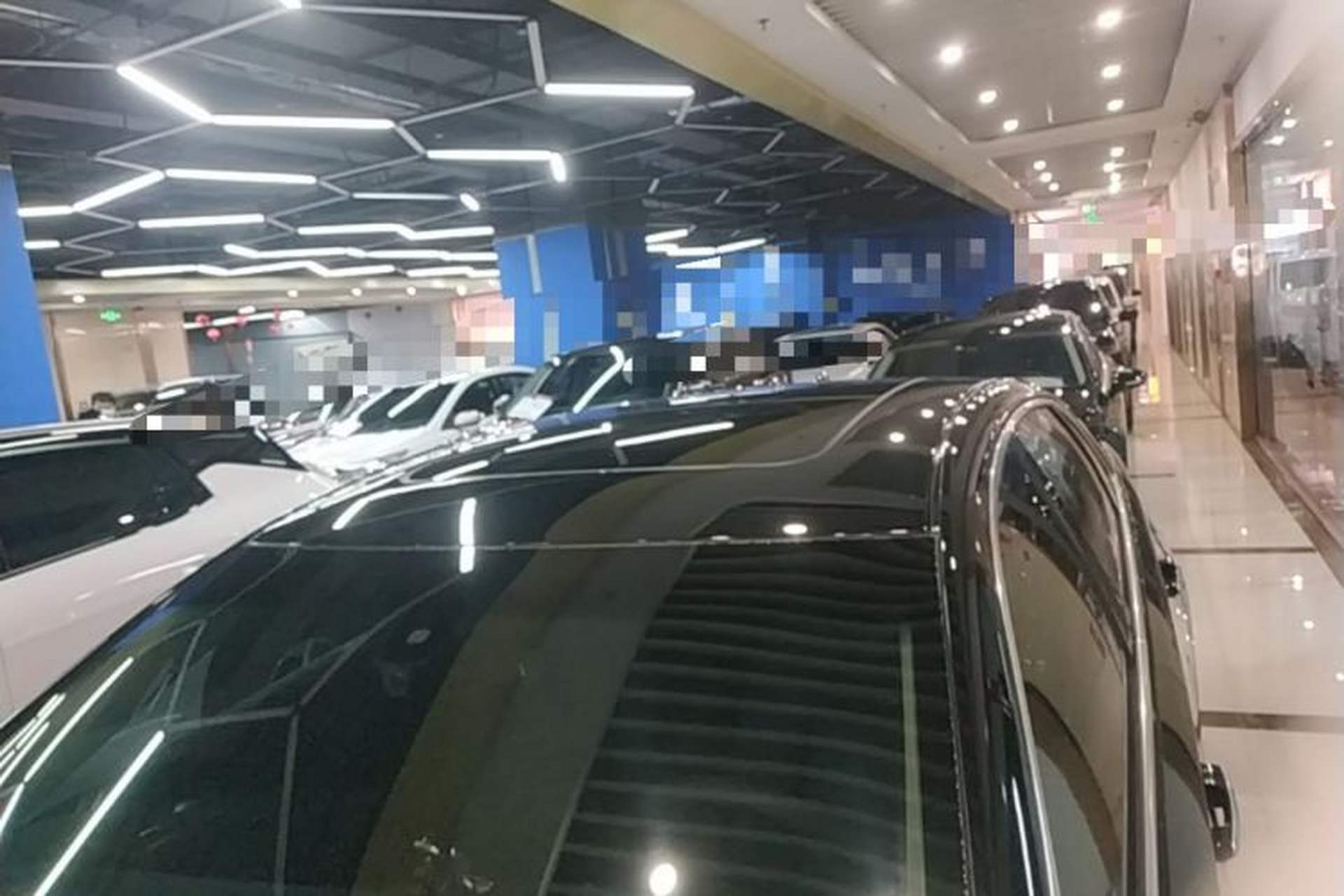 Used Cadillac XTS 2018 28T Elite Edition Roof