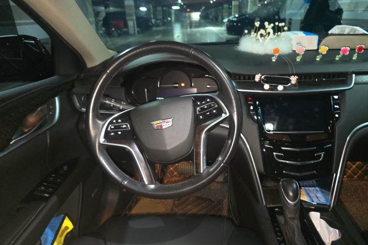 Used Cadillac XTS 2018 28T Elite Edition Steering Wheel