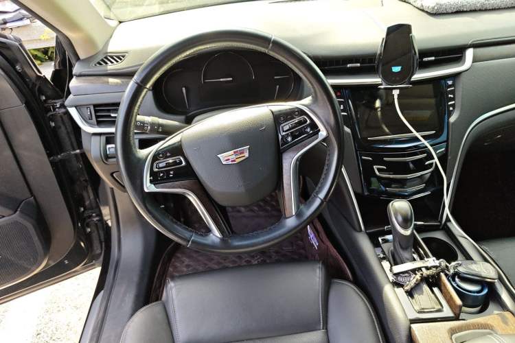 Used Cadillac XTS 2018 28T Elite Edition Steering Wheel