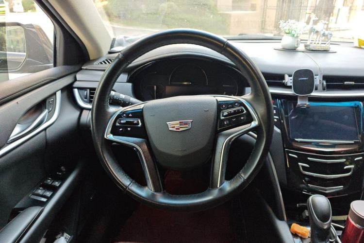 Used Cadillac XTS 2018 28T Tech Edition Steering Wheel