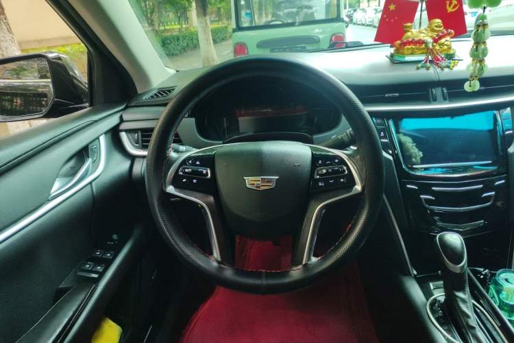 Used Cadillac XTS 2018 28T Tech Edition Steering Wheel