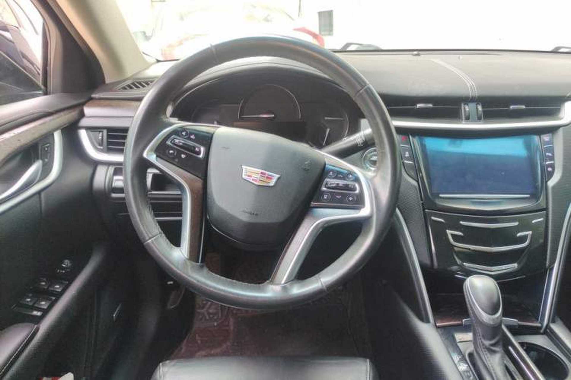 Used Cadillac XTS 2018 28T Elite Edition Steering Wheel