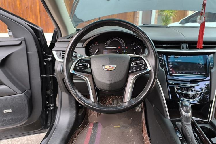 Used Cadillac XTS 2018 28T Tech Edition Steering Wheel