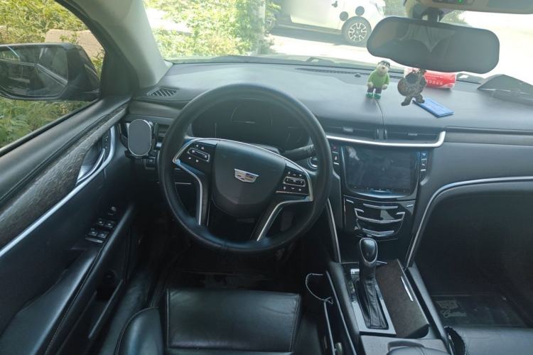 Used Cadillac XTS 2018 28T Elite Edition Steering Wheel