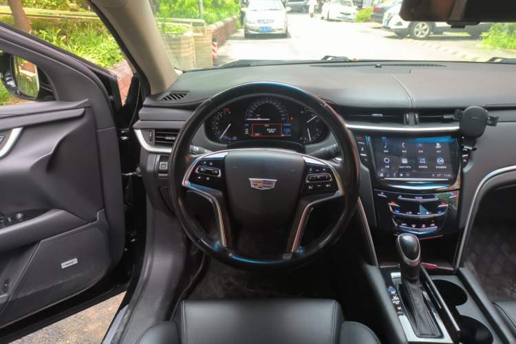 Used Cadillac XTS 2018 28T Tech Edition Steering Wheel