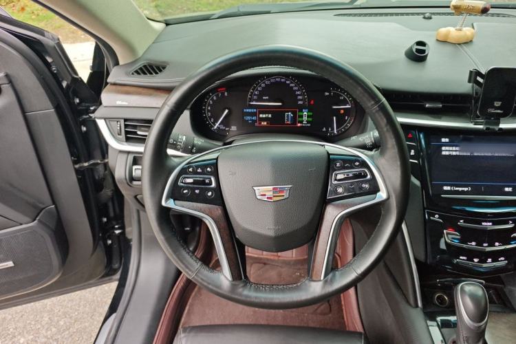 Used Cadillac XTS 2018 28T Elite Edition Steering Wheel