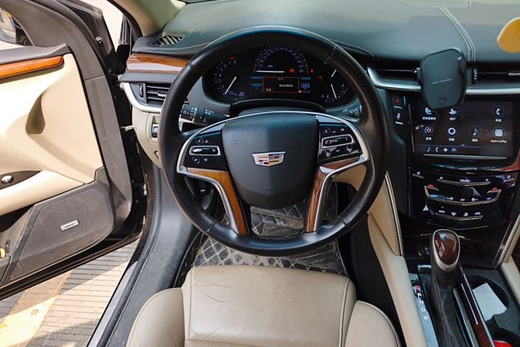 Used Cadillac XTS 2018 28T Elite Edition Steering Wheel